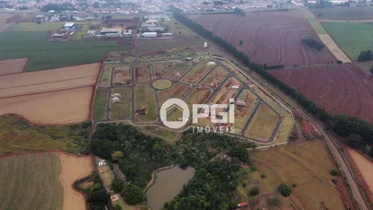 Lote/Terreno à venda, 275m² no Centro, Cravinhos