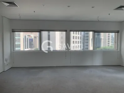 Sala Comercial à venda, 32m² no Vila Olímpia, São Paulo