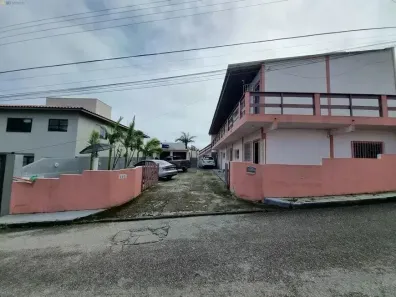 Prédio Residencial com 12 Quartos à venda, 350m² no Ingleses do Rio Vermelho, Florianópolis