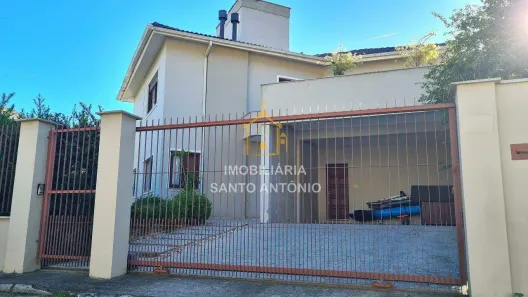 Casa com 3 Quartos à venda, 203m² no Sambaqui, Florianópolis