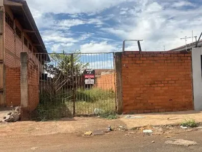 Casa com 1 Quarto para alugar, 180m² no Setor Planalto, Itumbiara