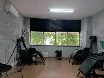 Sala Comercial à venda, 45m² no Gonzaga, Santos