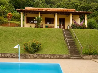 Fazenda/Sítio com 3 Quartos à venda, 200m² no Paula Lima, Juiz de Fora