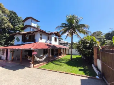 Casa com 3 Quartos para alugar, 135m² no Rio Tavares, Florianópolis