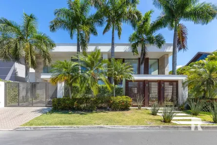 Casa de Condomínio com 5 Quartos à venda, 750m² no Barra da Tijuca, Rio de Janeiro
