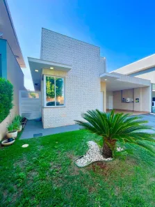 Casa com 3 Quartos à venda, 205m² no Condomínio Belvedere, Cuiabá