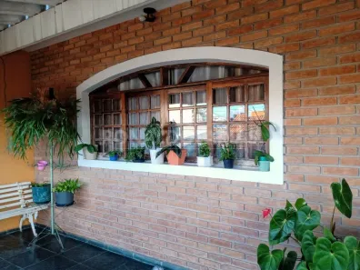 Sobrado com 4 Quartos à venda, 180m² no Parque Colonial, São Paulo