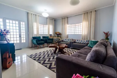 Casa com 3 Quartos à venda, 263m² no Setor Habitacional Vicente Pires, Brasília
