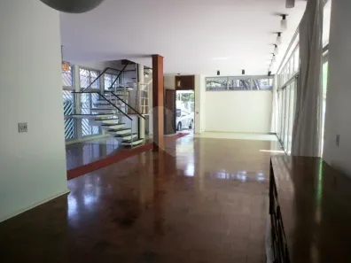 Sobrado com 4 Quartos para alugar, 322m² no Lapa, São Paulo
