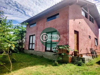 Casa com 3 Quartos à venda, 138m² no São João do Rio Vermelho, Florianópolis