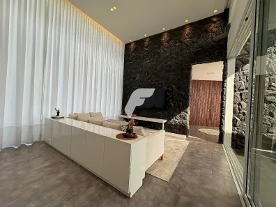 Casa com 3 Quartos à venda, 307m² no Santa Regina, Camboriú