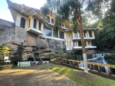 Casa com 5 Quartos à venda, 1200m² no Galópolis, Caxias do Sul