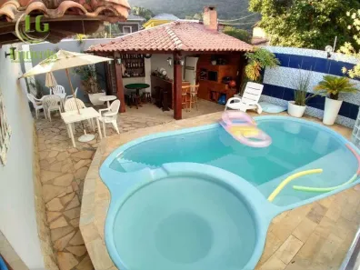 Casa com 3 Quartos à venda, 260m² no Maravista, Niterói
