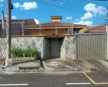 Casa com 4 Quartos para alugar, 270m² no Jardim Barão, Franca