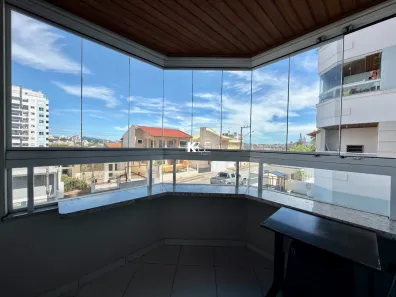 Apartamento com 2 Quartos à venda, 70m² no Barreiros, São José