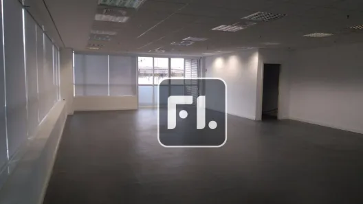 Sala Comercial para venda ou aluguel, 195m² no Vila Olímpia, São Paulo