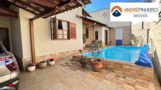 Casa com 3 Quartos para alugar, 209m² no Itapoã, Belo Horizonte