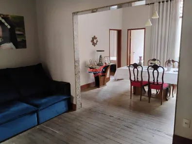 Casa com 3 Quartos à venda, 283m² no Centro, Ponte Nova