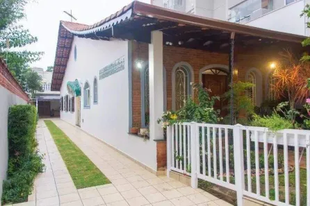 Casa com 3 Quartos à venda, 200m² no Bangú, Santo André