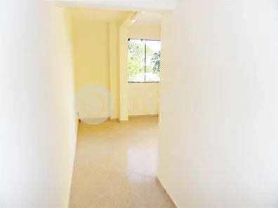 Sala Comercial para alugar, 38m² no Bacacheri, Curitiba