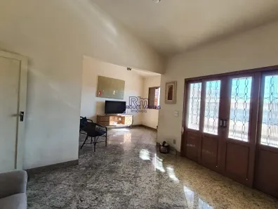 Casa com 4 Quartos à venda, 432m² no Carlos Prates, Belo Horizonte