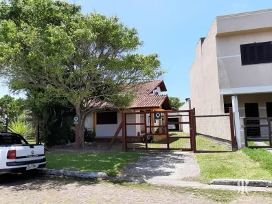 Sobrado com 4 Quartos à venda, 170m² no Imbé, Imbé