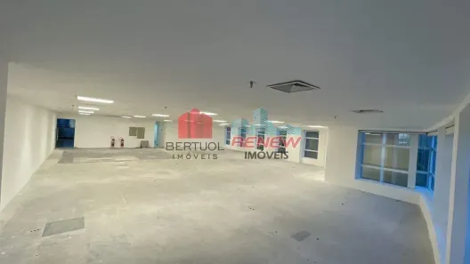 Sala Comercial para alugar, 286m² no Vila Nova Conceição, São Paulo