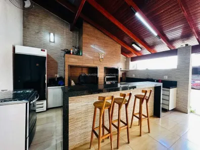 Casa com 4 Quartos à venda, 250m² no Boa Vista, Uberaba