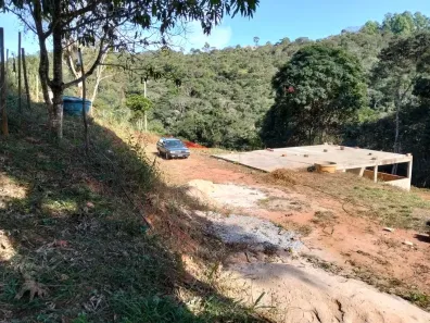 Fazenda/Sítio com 2 Quartos à venda, 90m² no Chapada, Itabira