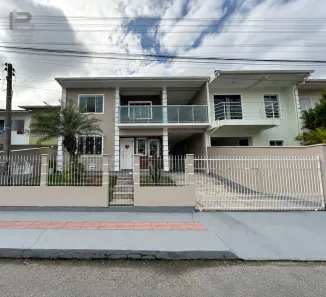 Sobrado com 4 Quartos à venda, 158m² no Forquilhas, São José