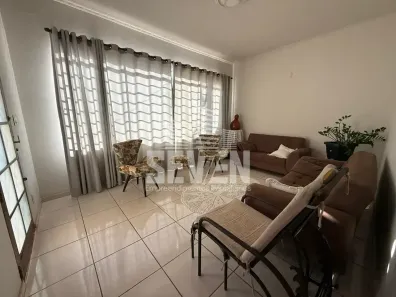 Casa com 4 Quartos para alugar, 345m² no Vila Flores, Bauru