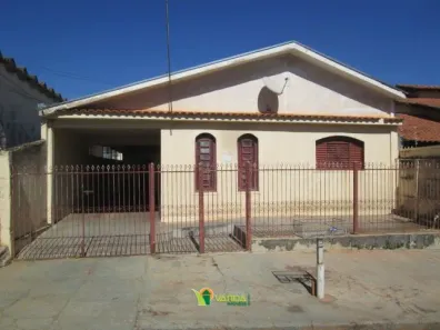Casa com 2 Quartos à venda, 92m² no Vila Falavina, São José do Rio Preto
