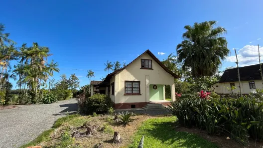 Fazenda/Sítio com 3 Quartos à venda, 2460m² no Rio Bonito (Pirabeiraba), Joinville