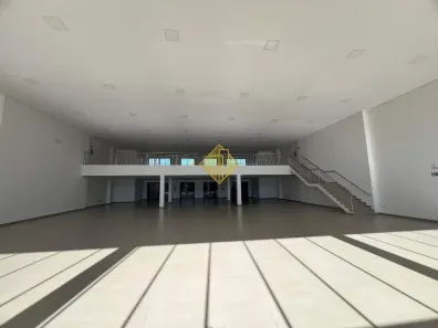 Sala Comercial para alugar, 760m² no Vila Industrial, Toledo