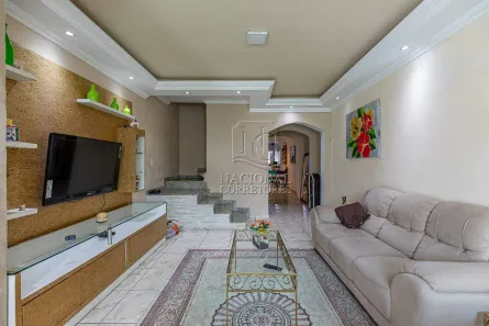 Sobrado com 4 Quartos à venda, 276m² no Vila Curuçá, Santo André