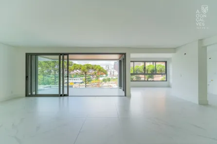 Apartamento com 3 Quartos à venda, 193m² no Orleans, Curitiba