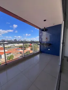 Apartamento com 3 Quartos para alugar, 127m² no Jóquei, Teresina