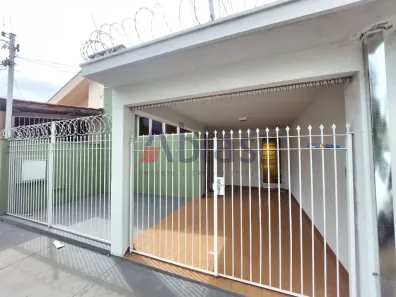 Casa com 3 Quartos para alugar, 140m² no Centro, São Carlos
