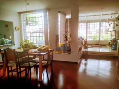 Casa com 3 Quartos à venda, 170m² no Vila Universitária, São Paulo