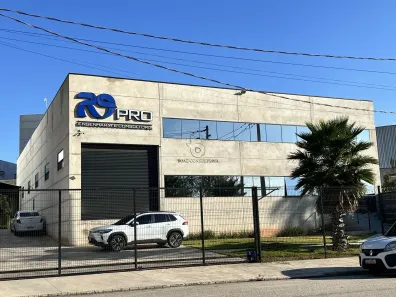 Galpão/Depósito/Armazém com 3 Quartos para alugar, 750m² no Cajuru do Sul, Sorocaba