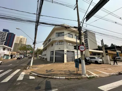 Prédio Comercial para alugar, 600m² no Vila Itapura, Campinas