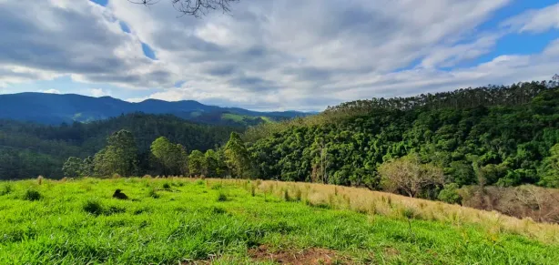 Fazenda/Sítio com 2 Quartos à venda, 135000m² no , Piracaia