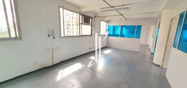 Sala Comercial para alugar, 140m² no Cerqueira César, São Paulo