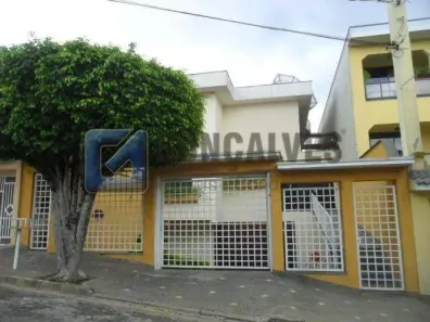 Sobrado com 4 Quartos à venda, 800m² no Campestre, Santo André