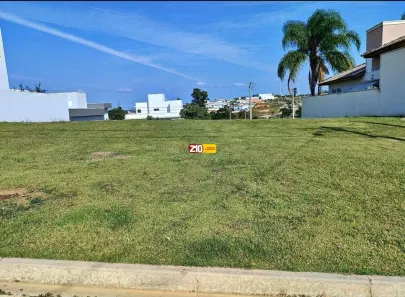 Lote/Terreno à venda, 300m² no Vila Romão, Salto
