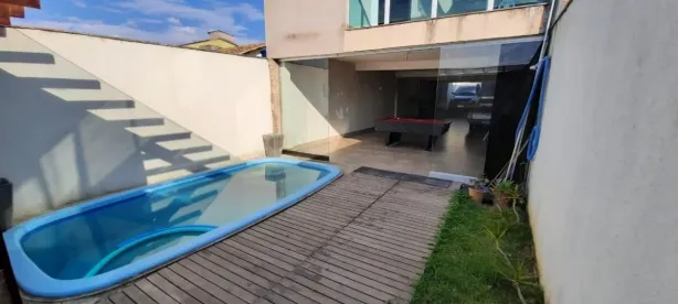 Casa com 3 Quartos para alugar, 100m² no Serrano, Belo Horizonte