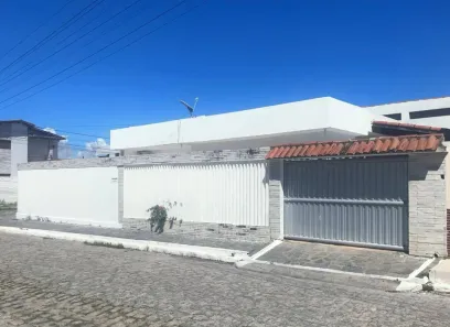 Casa com 3 Quartos à venda, 162m² no Monte Castelo, Cabedelo