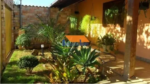 Casa com 3 Quartos à venda, 200m² no Planalto, Belo Horizonte
