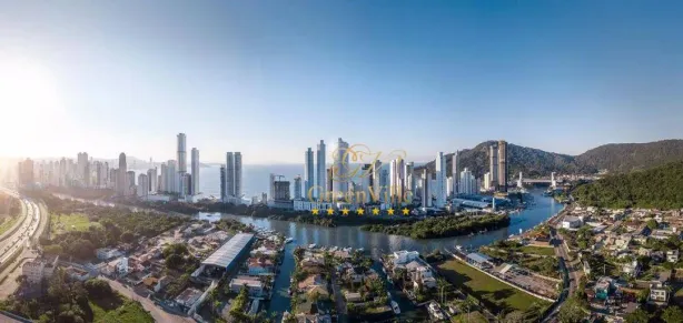 Apartamento com 4 Quartos à venda, 160m² no Centro, Balneário Camboriú