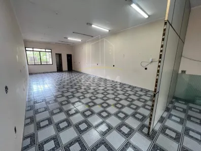 Sala Comercial para alugar, 90m² no Baeta Neves, São Bernardo do Campo